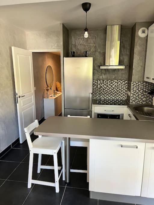 Apartment 2 Pieces Proche Monaco - Parking Prive Menton