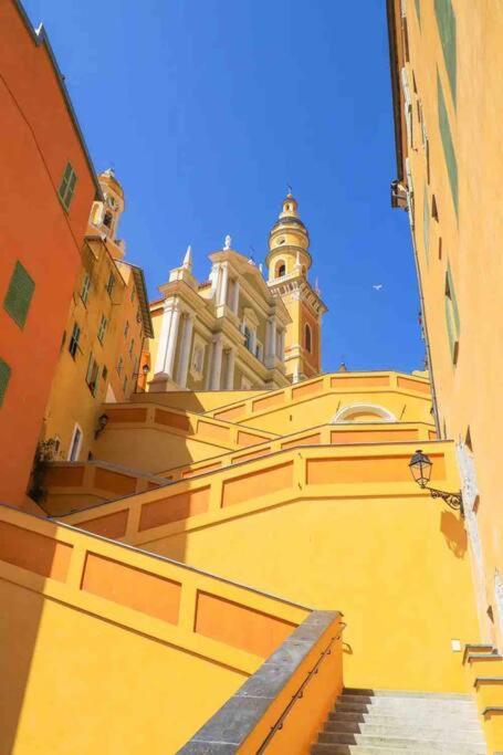 2 Pieces Proche Monaco - Parking Prive *
